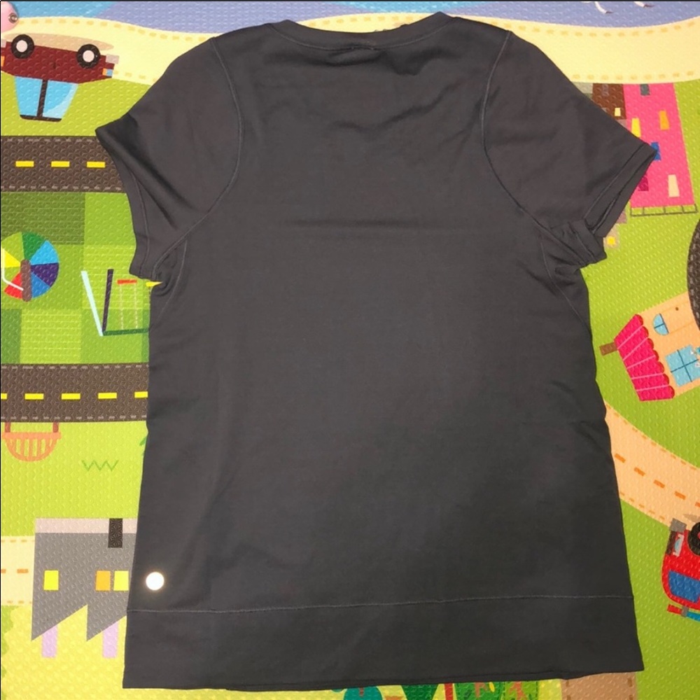 Lululemon Tee - Picture 2 of 2